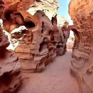 canyon colorato sharm escursioni